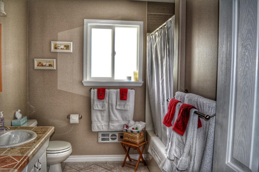 Sunny Shuswap B&B Chase Bilik gambar